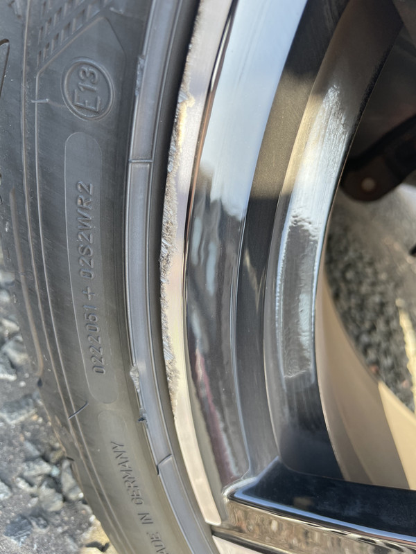 F0AD1C54-4AB0-4468-B40C-AC9EB3D0E029