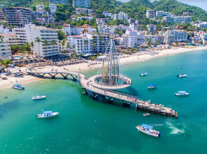 Puerto Vallarta, el destino perfecto para celebrar a mamá durante todo el mes de mayo