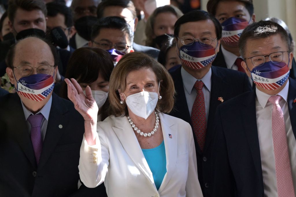 Nancy Pelosi llega a Corea del Sur, tras tensa visita a Taiwán