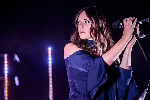Francesca Michielin - L'amore Esiste