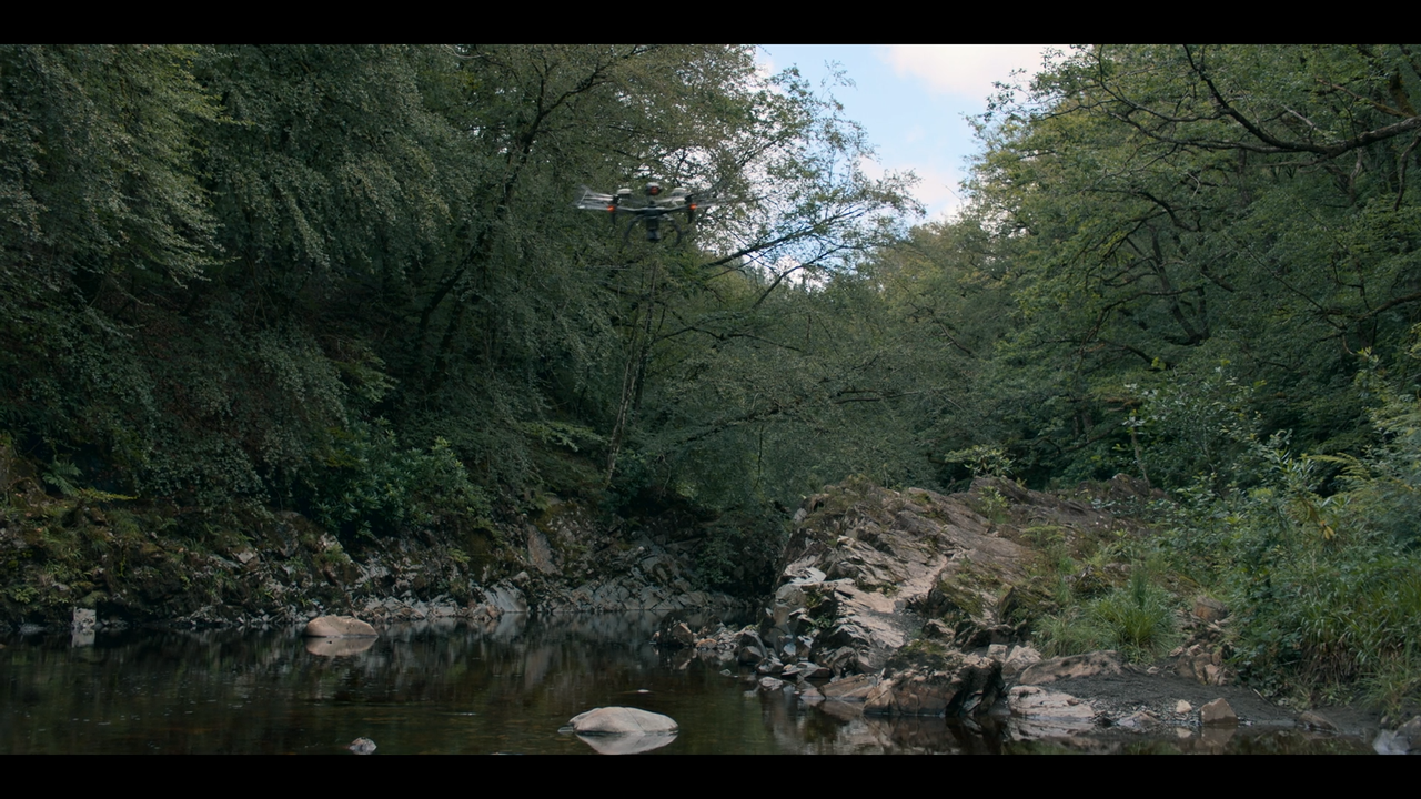 Hanna.S02E01.Al.sicuro.ITA.ENG.1080p.AMZN.WEB-DLMux.H.264-Morpheus.mkv_snapshot_03.06_[2020.07.03_12
