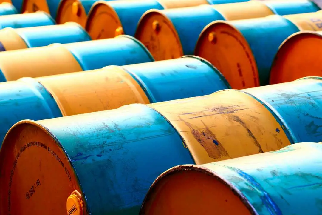 Mercados globales caen tras el ambiguo mensaje de Trump sobre Irán: fuerte suba del petróleo y caída del oro por temor a escalada