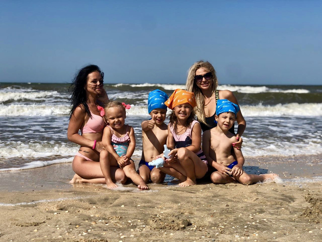 F0EB68E6-4C43-481B-8D4D-2C28363CD59D