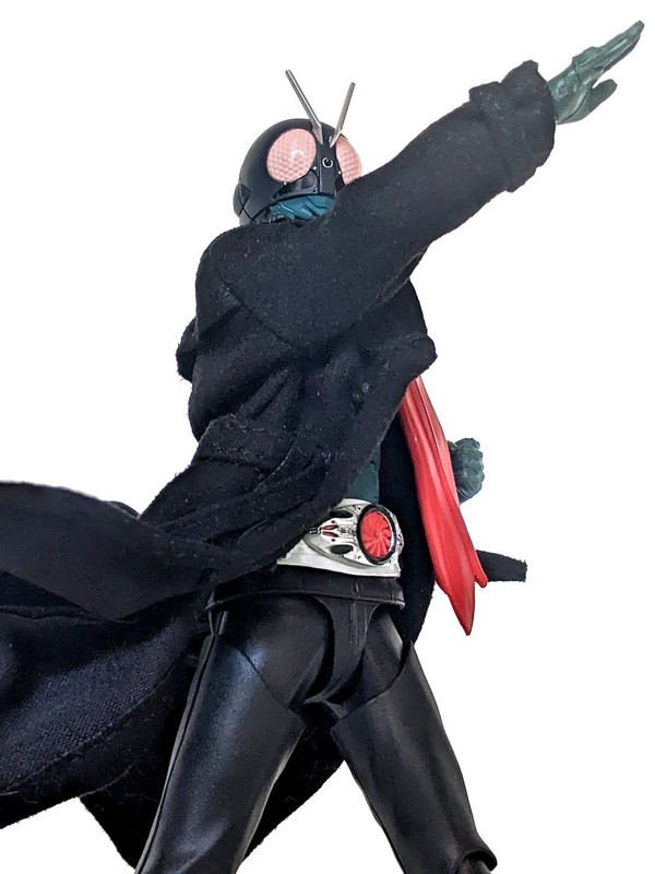 https://i.postimg.cc/xTQNxWwF/SHF-Shin-Kamen-Rider-1-02.jpg