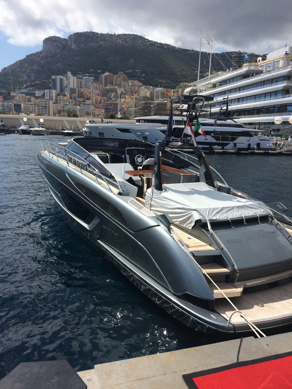 C57423EE-E867-4351-A56C-C83000637266