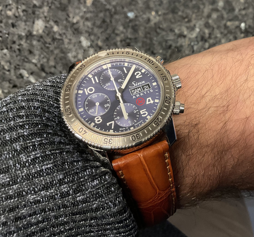 81B72B79-25F3-433E-B7AA-E7A9AF213B21