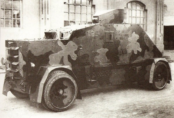 https://i.postimg.cc/xTSKwhrX/goliat.jpg