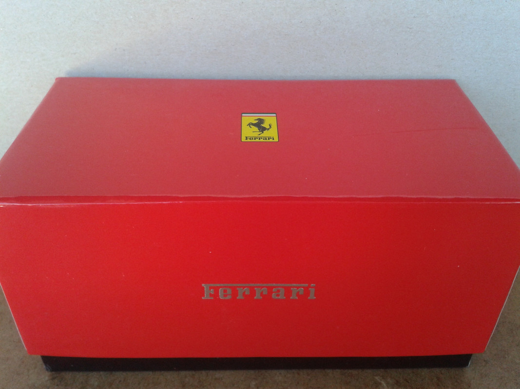 1982 Ferrari 308 GTB Quattrovalvole (Kyosho) (1)