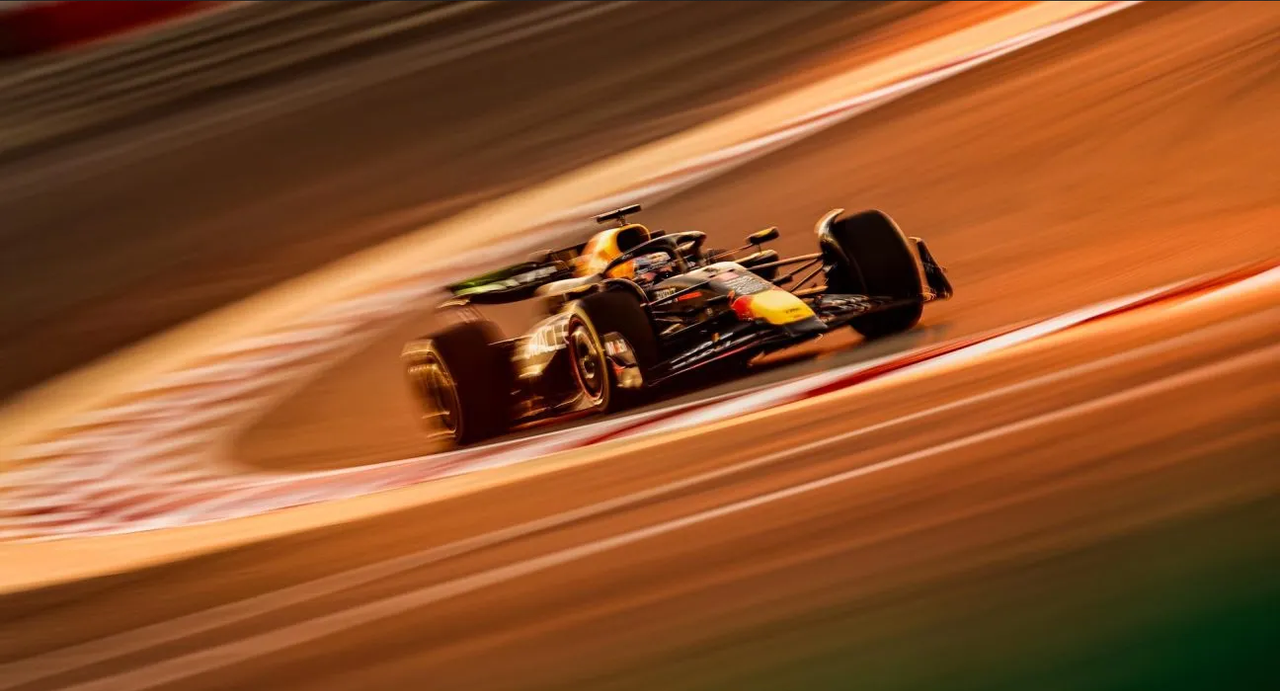 Verstappen domina el inicio de la pretemporada de F1 y Red Bull muestra su poder