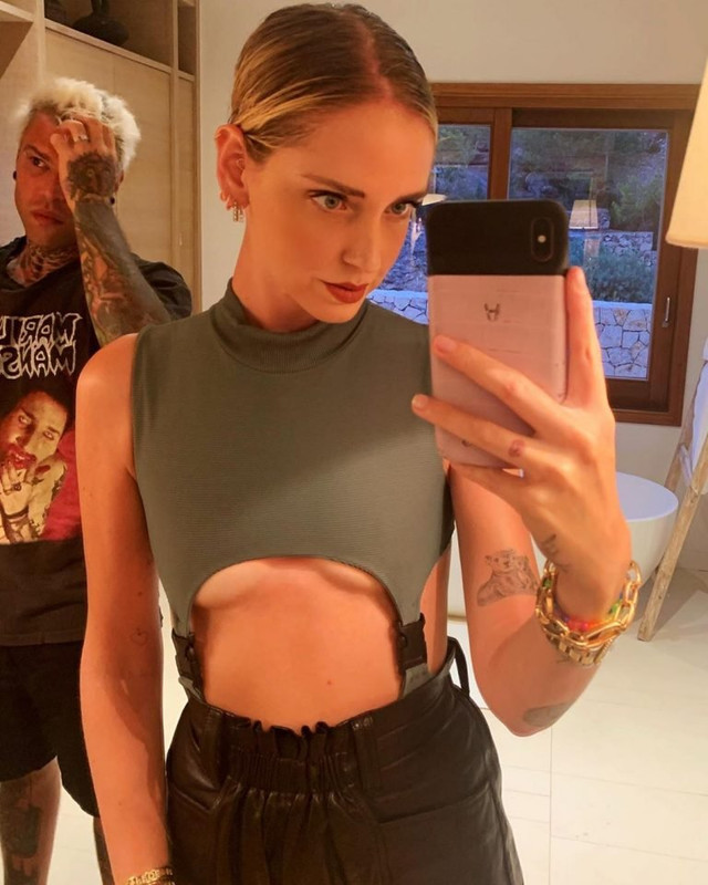 Chiara-Ferragni-Nude-Nip-Slip-Sexy-Collection-The-Fappening-Blog-com-59-768x960