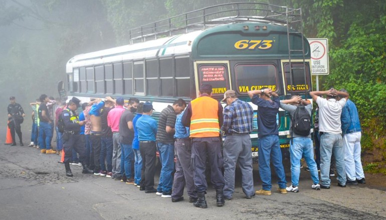 Bukele despliega más de 2 mil soldados para detener a pandilleros Salvatrucha