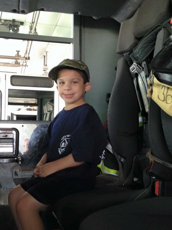 F85F3B06-21E9-49AE-972E-040D44DD0F96