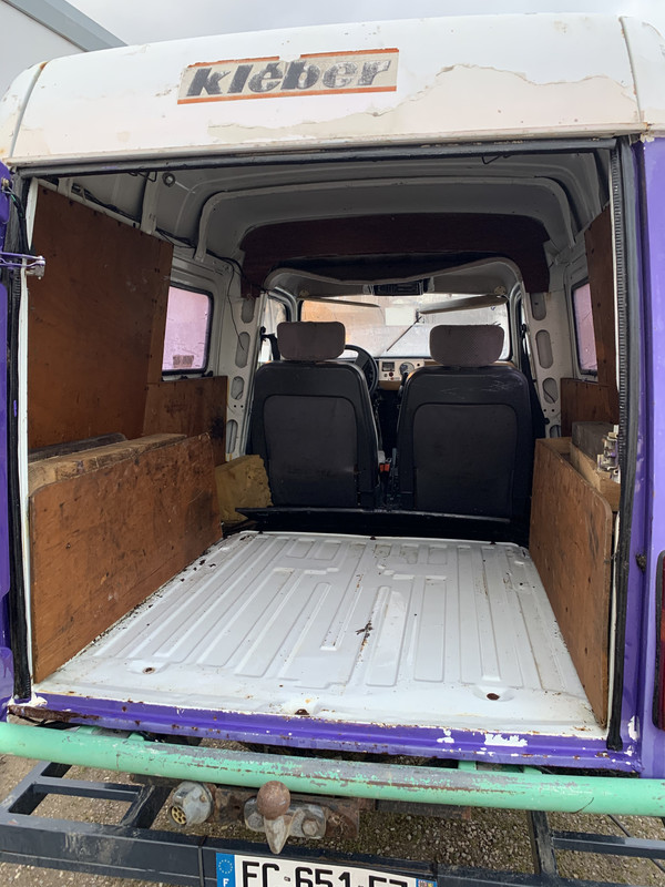 1B971386-336D-43FE-BB7A-50D75426158C