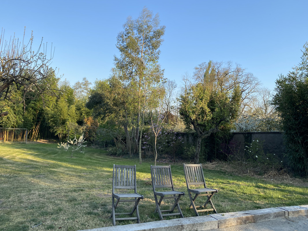 A4327046-34F6-426F-84B2-E1BBBC4BB740