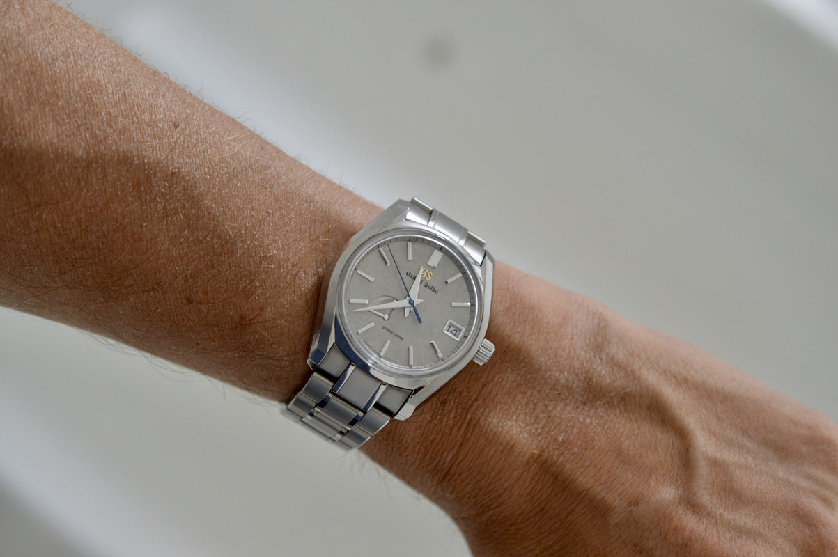 **** La montre du jour ! Vol. 39**** DSC-0258