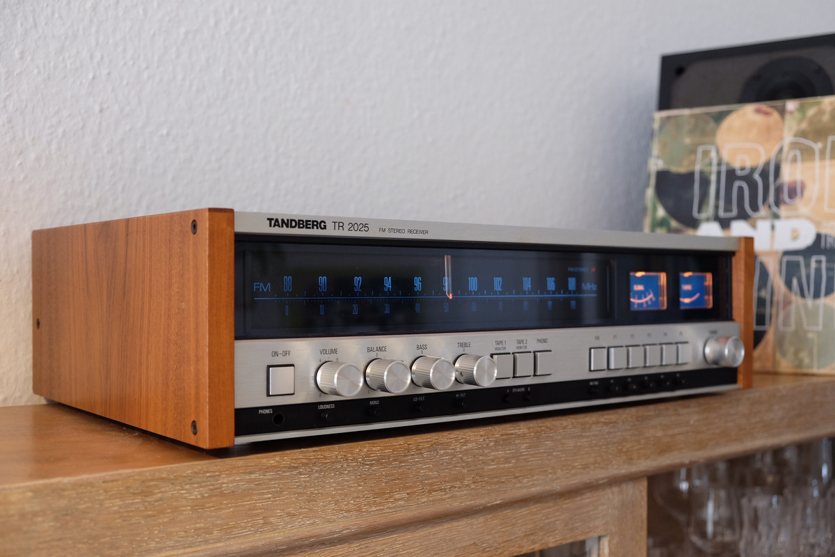 3705DD2D-8148-44FA-99EE-F0986125FF55