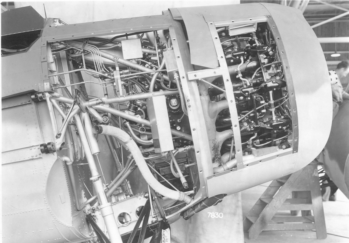 12 grum 706 F4F-3 engine, accessories compartment