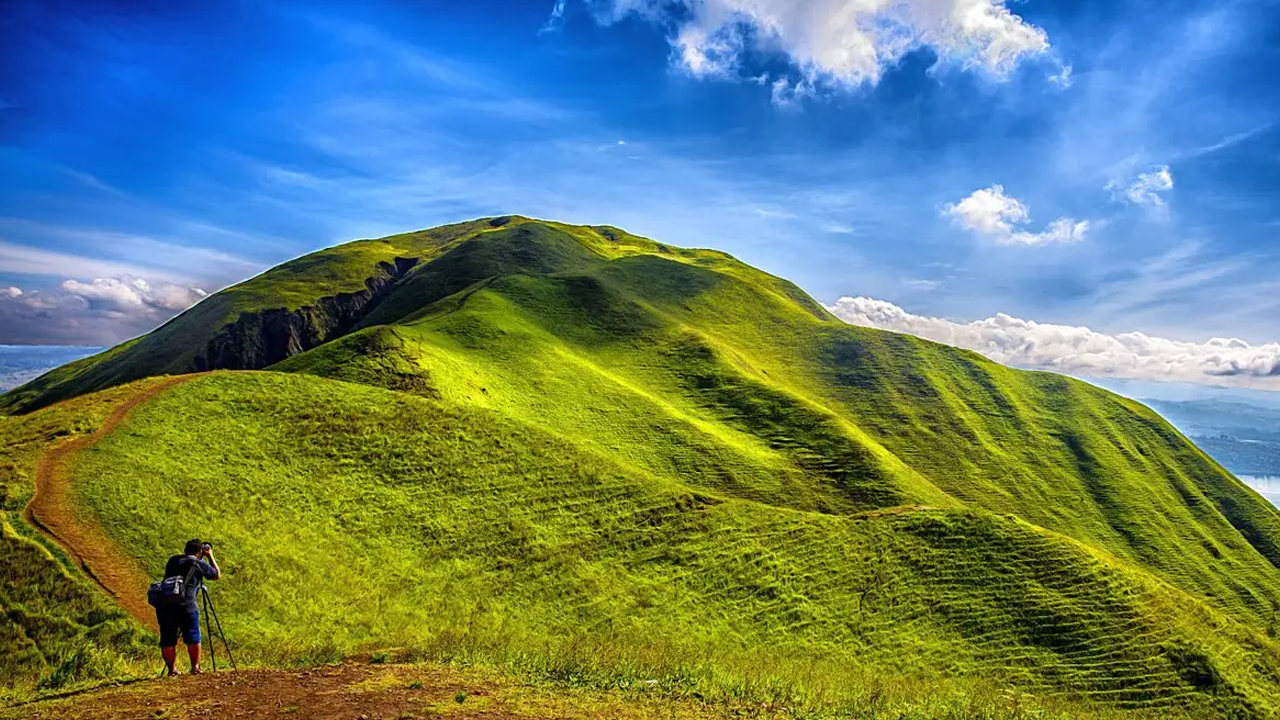 Aktivitas Menarik di Bukit Holbung