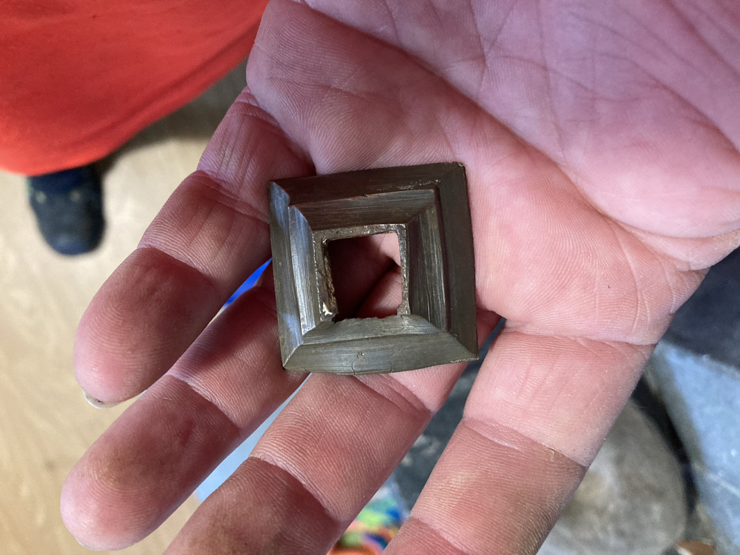 6C613554-DAF0-413E-A59D-0F2D95571940