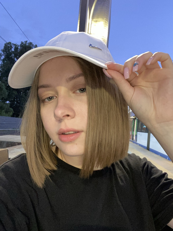 21B9FC58-CBAE-44D2-B8F2-CA8D208DBB69