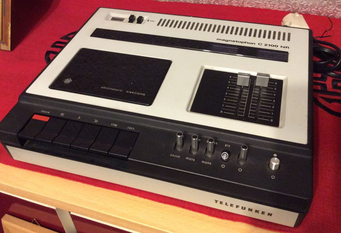 E407C8D9-27B6-46B1-9C71-56FAD755DF64