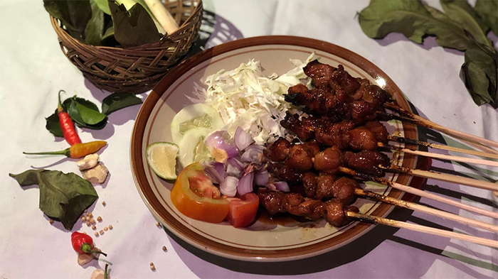 Sate Kambing Pak Gino.