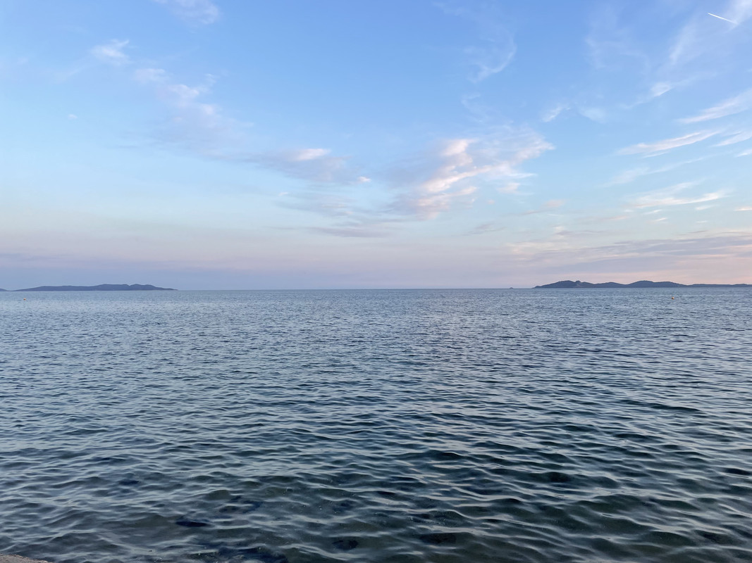 54EEBC0F-D7A7-4998-B493-38CF5C58CD09