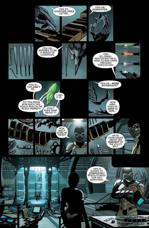 detectivecomics937-batmanutilitybeltitems