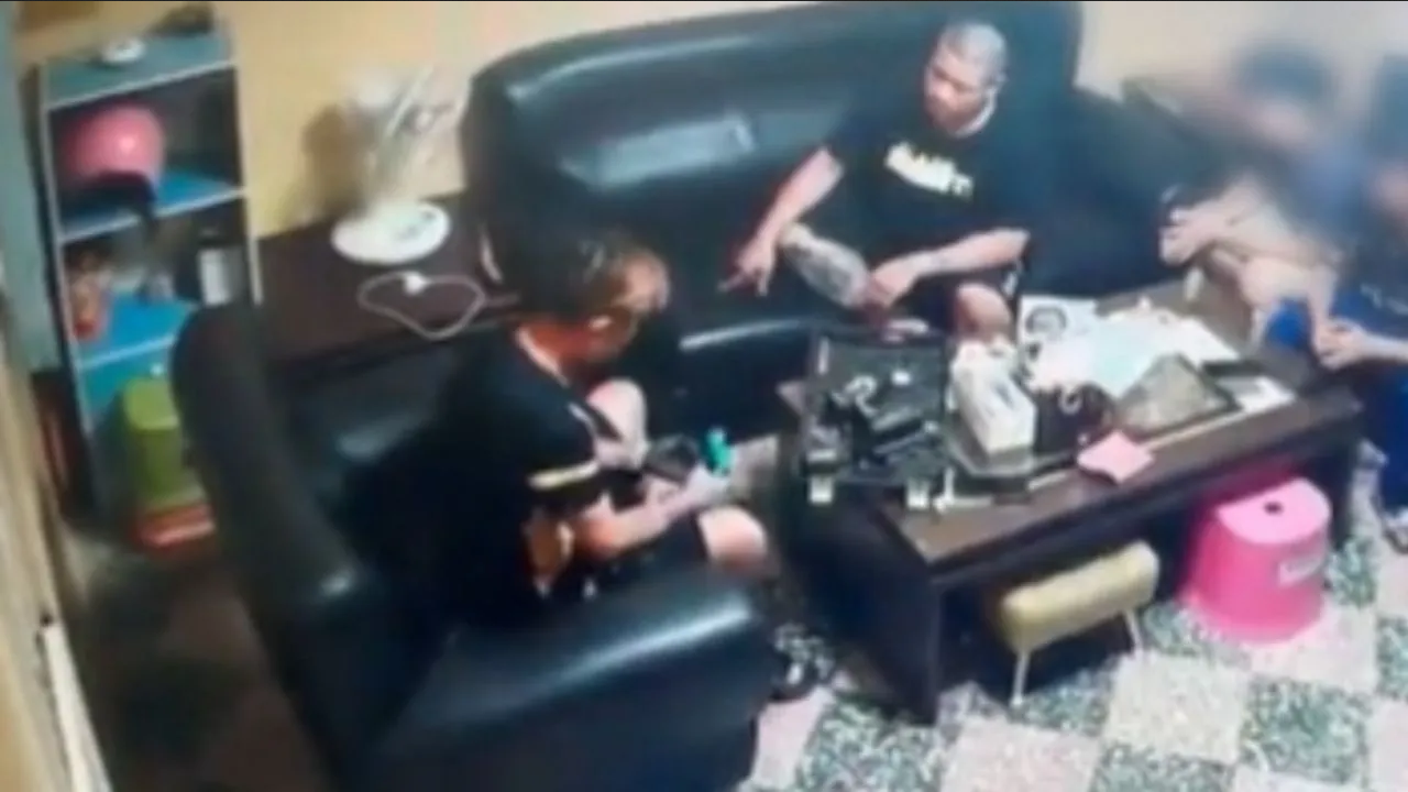 Hombre pierde la vida accidentalmente cuando probaba su pistola