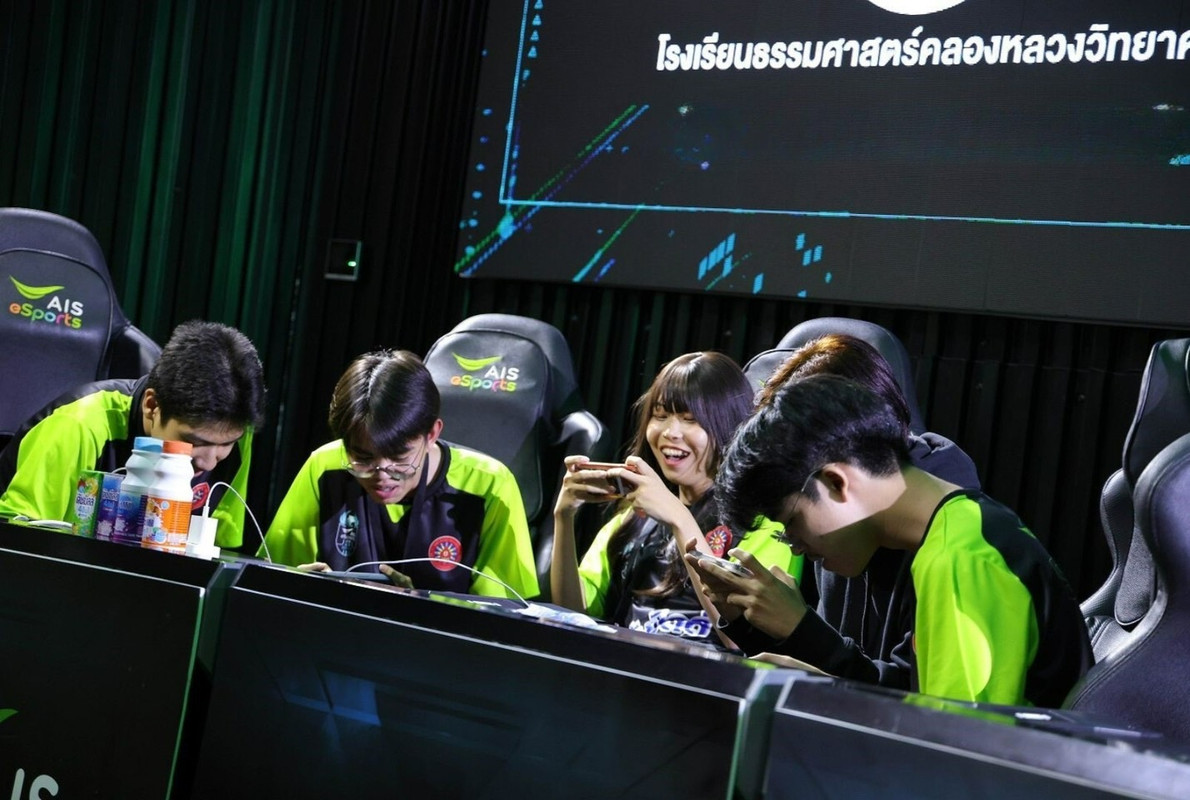 Pic4-e-Sport-S-Series-2024