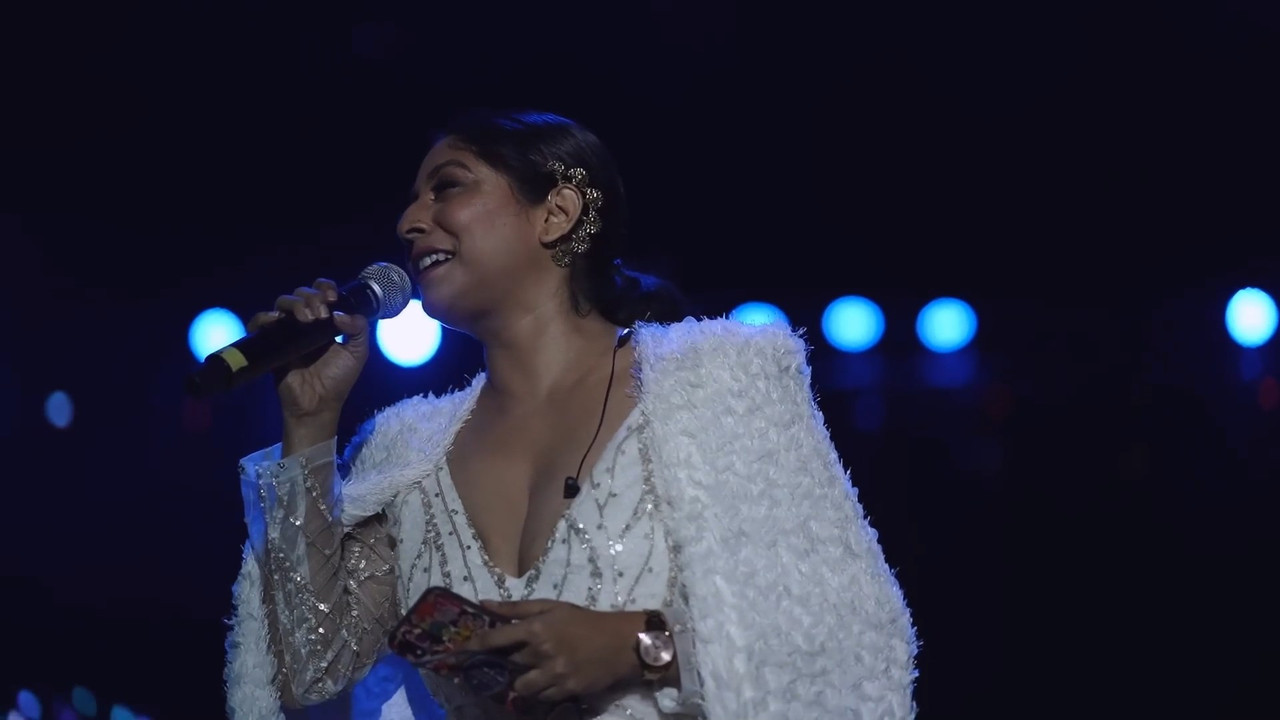 Abhaya Hiranmayi Big Boobs and Cleavage shaking.mp4_snapshot_00.21.232