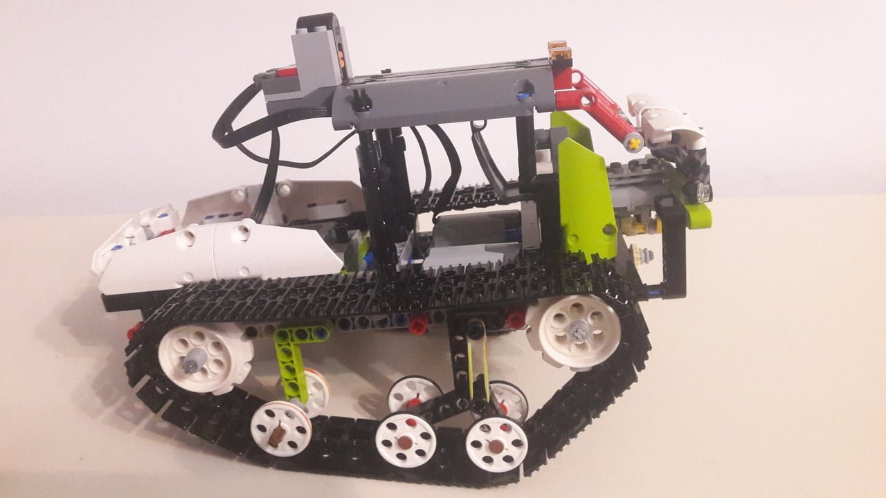 43060788_2141911582505888_1335419758845100032_n