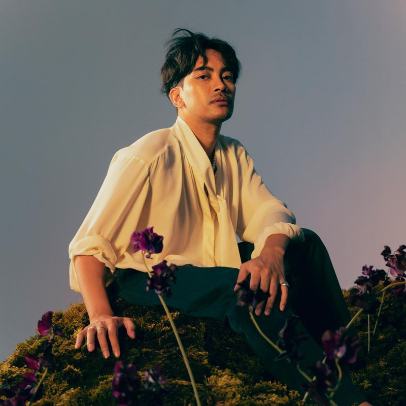 Gamaliel meluncurkan mini album Q1, berisi empat buah lagu yang dipersembahkan untuk sosoknya di masa lalu. 