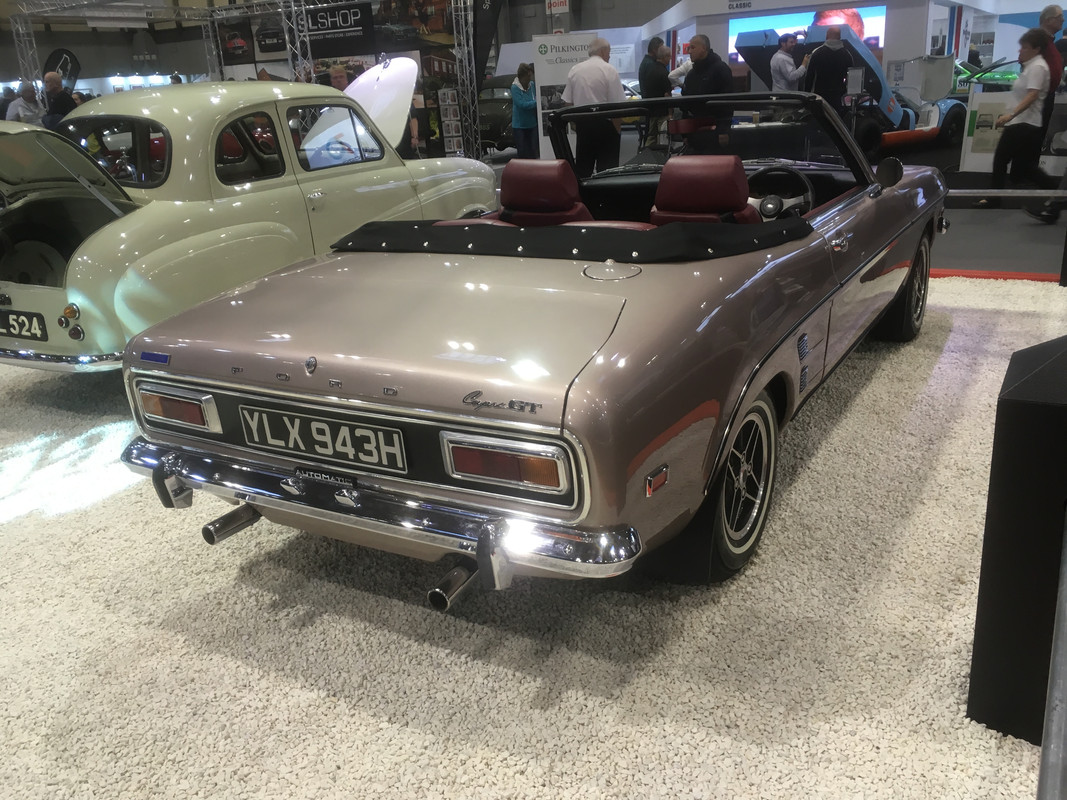 B1EA09F3-426F-4948-83DD-2B909E042ADA