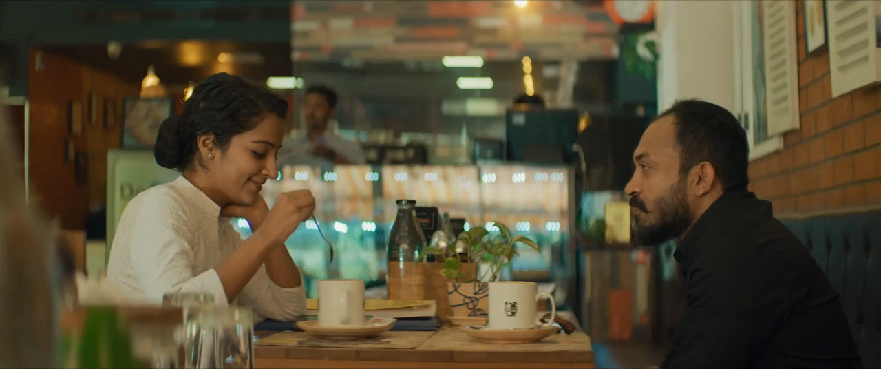 Irul 2021 WebRip [Hindi + Telugu] 480p 720p ESub Screenshot