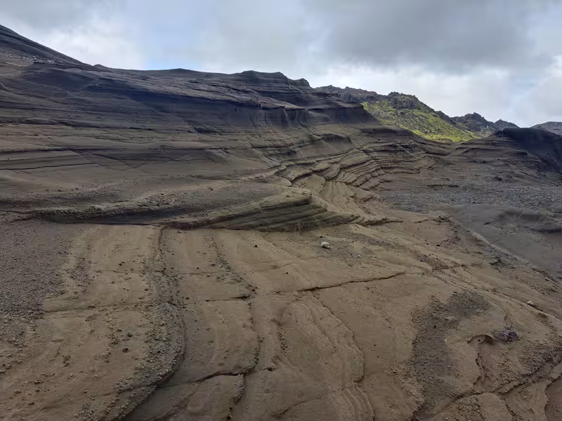 26/06/2025 Península de Reykjanes, pisamos la erupcion de 2023. - SEGUNDO VIAJE A LA TIERRA DEL HIELO Y FUEGO DE 21 DIAS (en construccion) (8)