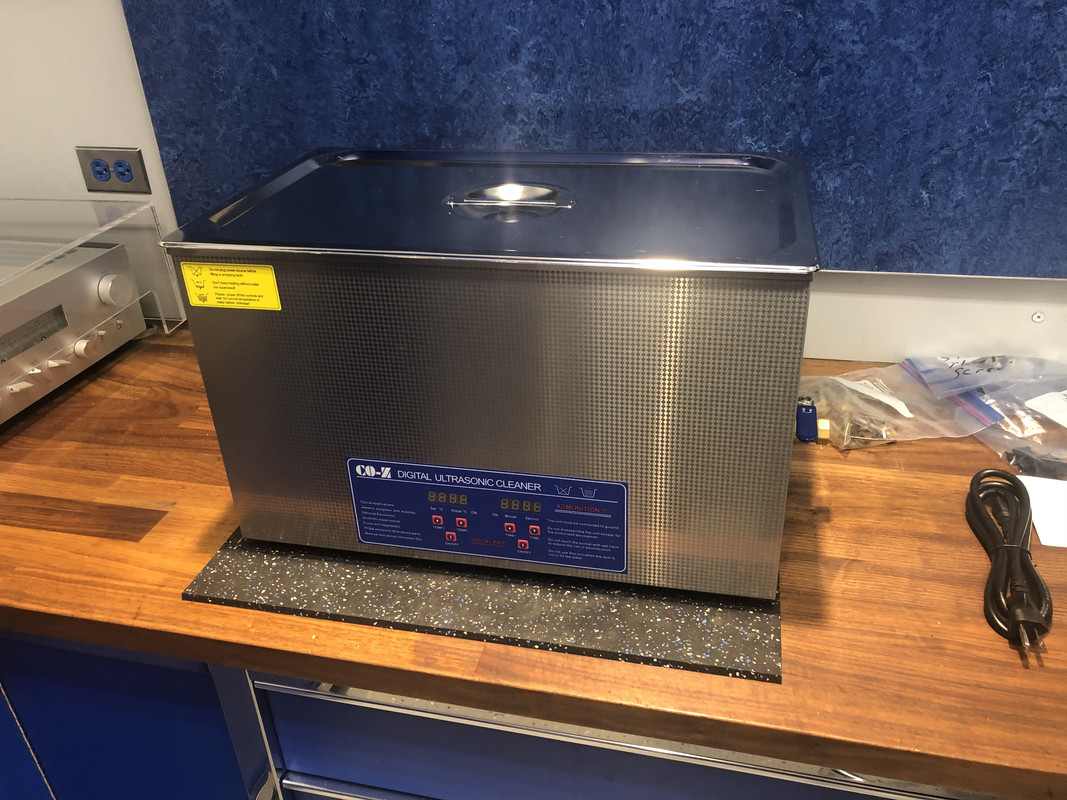 E9F0CA82-89BE-4F8F-B77D-5EBFCABD81E3