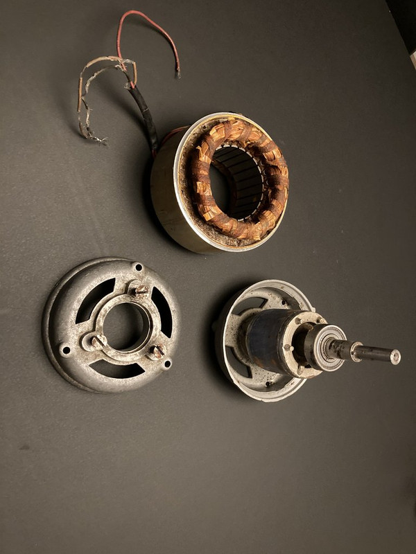 70E91DAF-EC17-4A15-B9A5-85F6DF348D18