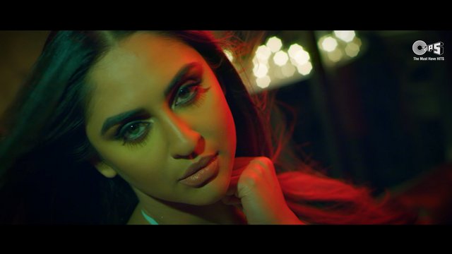 [Image: Ek-Bewafaa-Krystle-D-Souza-2160p-mkv-sna...-49-58.jpg]