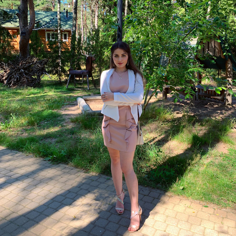 48E56DB5-5C47-4E99-B272-79663ABE0855