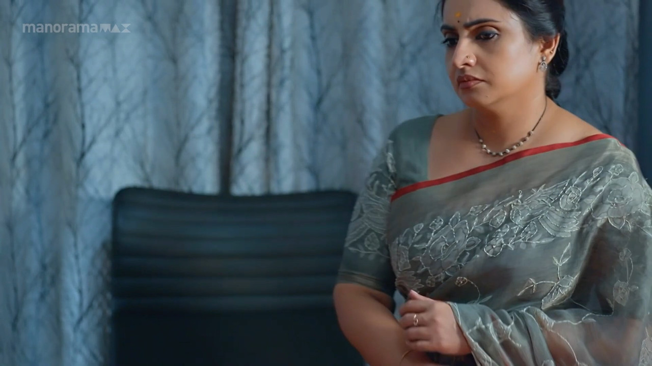 [Image: Sujitha-sexy-navel-through-transparent-s...25-648.jpg]