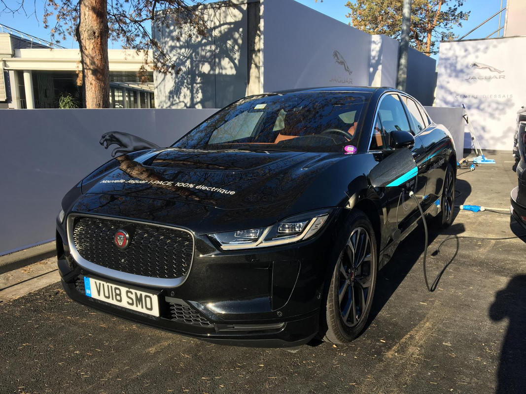 30BC8946-63F8-493C-9898-DC6608C50EA2