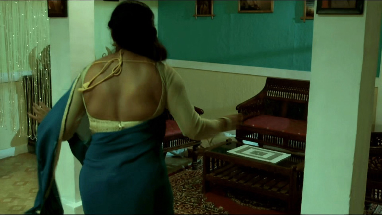 Homely lady Hot show from Savdhaan India.mkv_snapshot_01.46.619