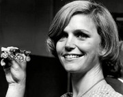 Lee-Remick-e49