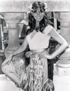 Caroline-Munro-b97