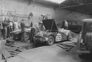 24 HEURES DU MANS YEAR BY YEAR PART ONE 1923-1969 - Page 47 59lm26-Triumph-TR3-S-Peter-Bolton-Mike-Rothschild-21
