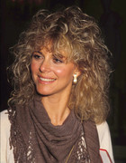 lindsay-wagner-d73