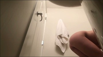 [Image: Voyeur2095153725.jpg]