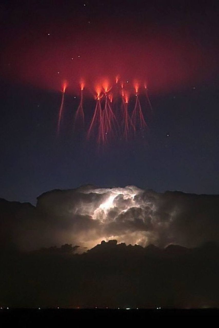 Red Sprites Lightning