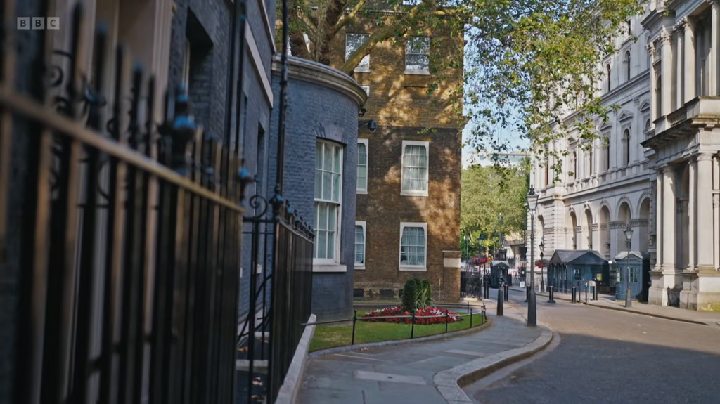 [Image: 6yx1qymg39gf.png]